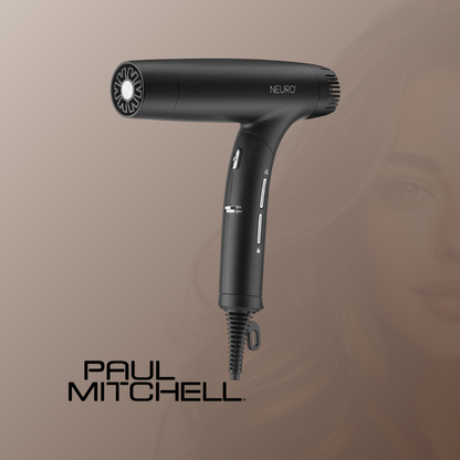 Paul Mitchell Neuro Dry+ Folding es un secador profesional de última generación diseñado para ofrecer un secado potente, rápido y preciso. Su tecnología avanzada ayuda a distribuir el calor de manera uniforme mientras reduce el frizz y protege la fibra capilar, dejando el cabello con una apariencia más saludable y un brillo espectacular.

Además, su diseño plegable y ultraligero 