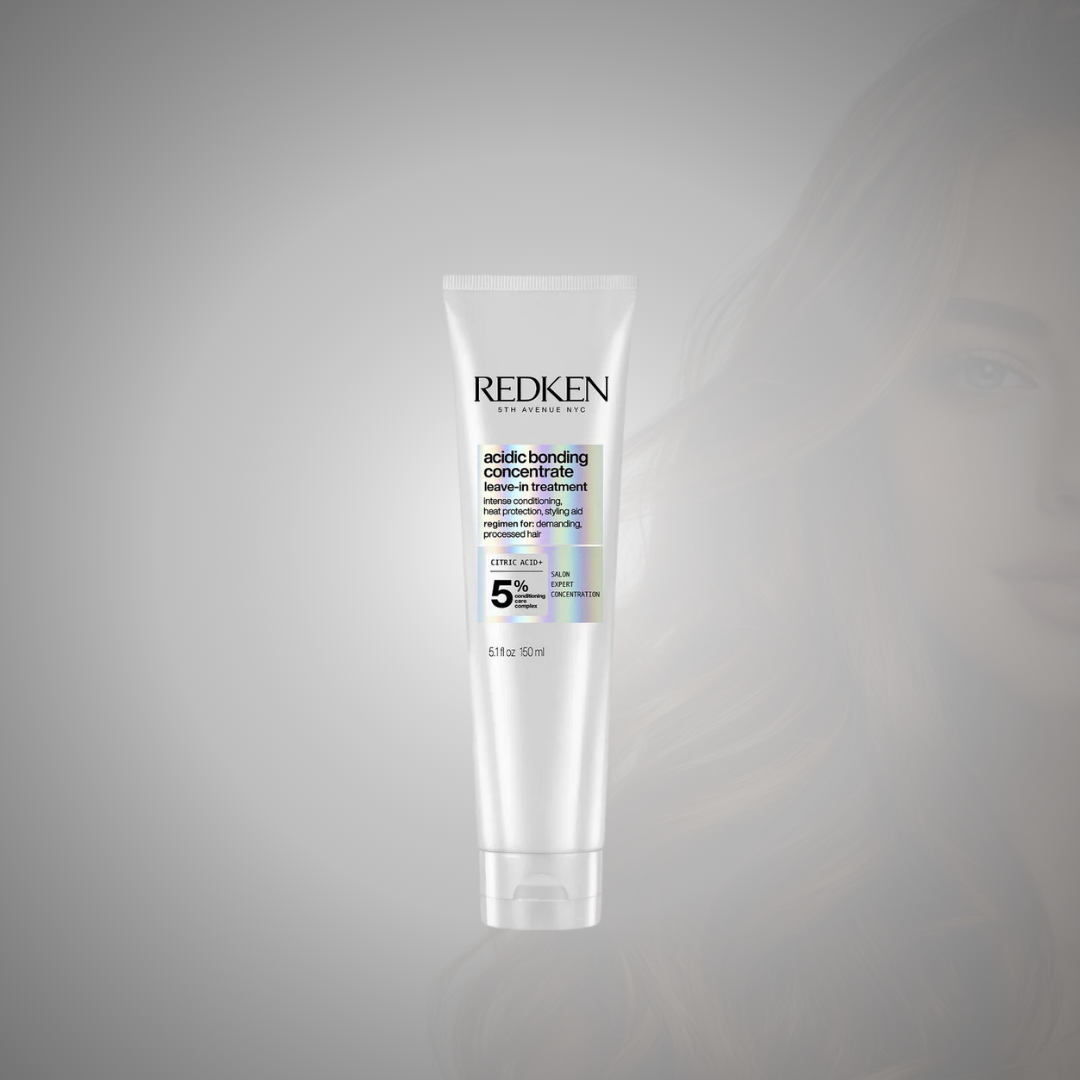 Redken Acidic Bonding Concentrate Leave-In Treatment, tratamiento profesional sin enjuague con tecnología Acidic Bonding Concentrate Complex para fortalecer los enlaces del cabello dañado, reducir el quiebre y brindar protección térmica.