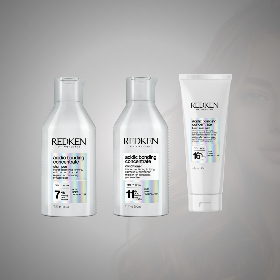 Redken Acidic Bonding Concentrate Repair Routine con Redken Acidic Bonding Concentrate Shampoo, Redken Acidic Bonding Concentrate Conditioner y Redken Acidic Bonding Concentrate 5-Min Liquid Mask para reparar, fortalecer e hidratar profundamente el cabello dañado.