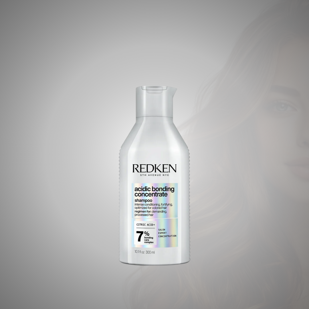 Redken Acidic Bonding Concentrate Shampoo, shampoo profesional con tecnología Acidic Bonding Concentrate Complex para fortalecer los enlaces del cabello dañado, reducir el quiebre y reparar la fibra capilar.
